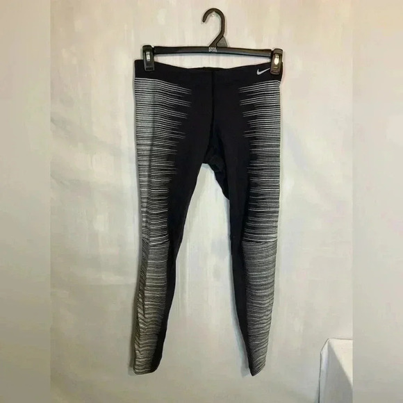 Nike‎ leggings - Picture 1 of 6